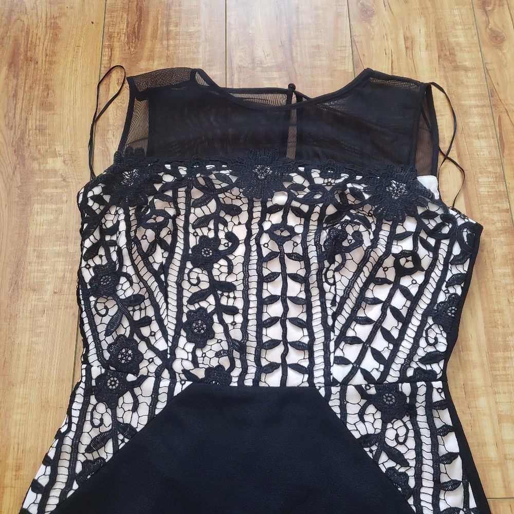 Jax black lace dress - Picture 3 of 15